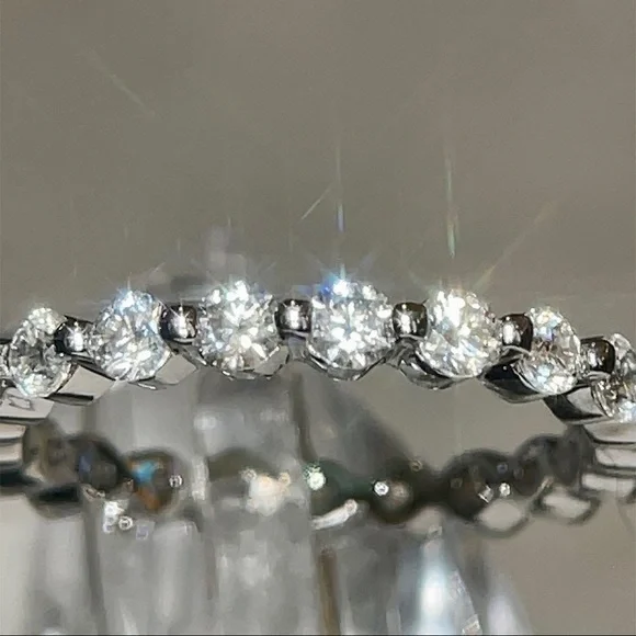 🦋New🦋 1.2tcw Eternity Band - Picture 3 of 4